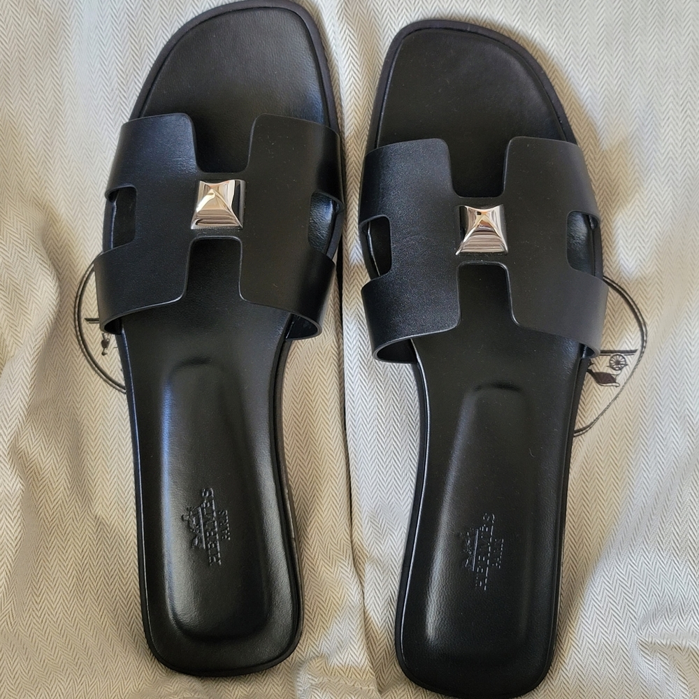 Hermes Sandal BLACK LEATHER SILVER STUD SIZE 39.5=9.5US LIMITED EDITION ORAN NEW - Picture 8 of 17